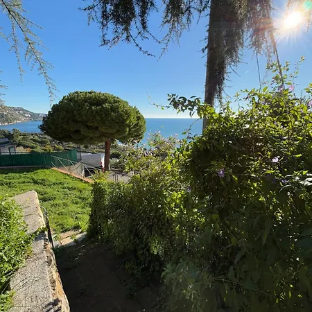 Lägenhet Il Giardino Del Mare Ventimiglia