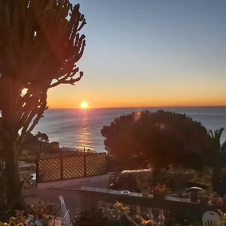 Il Giardino Del Mare Вентимилья